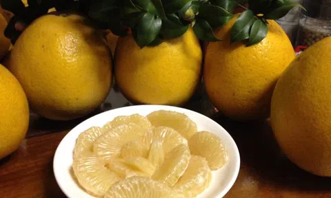 Học ngay quyết chọn bưởi ngon, mọng nước của các chị em \'sành ăn\'